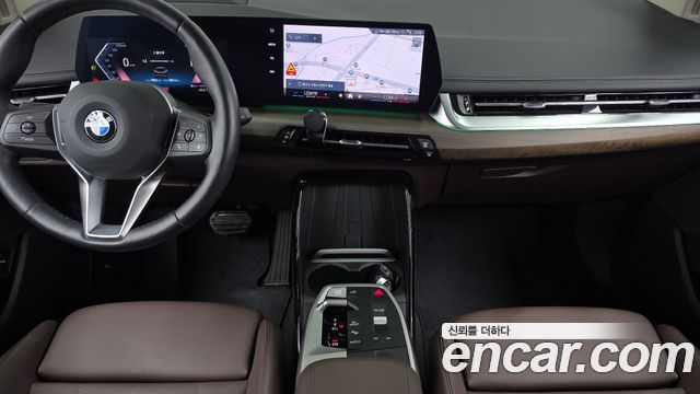 BMW 2 Series Active Tourer (U06) 220i Luxury 2024 — фото 18