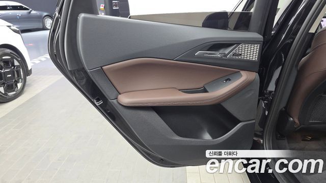 BMW 2 Series Active Tourer (U06) 220i Luxury 2024 — фото 31