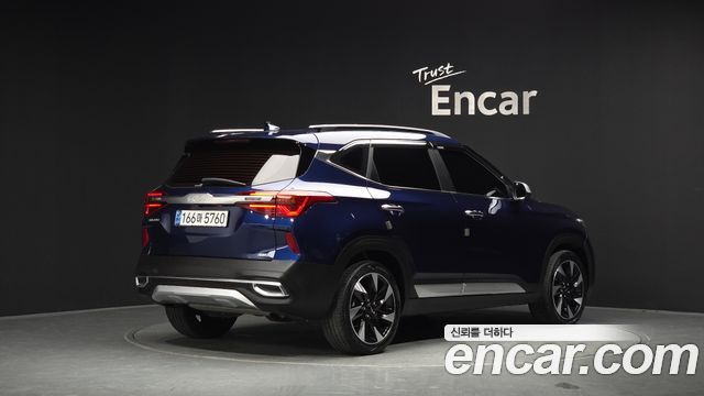 Kia Seltos Gasoline 1.6 Turbo 4WD Gravity 2023 — фото 2
