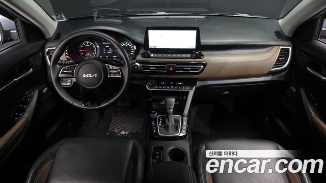 Kia Seltos Gasoline 1.6 Turbo 4WD Gravity 2023 — фото 7