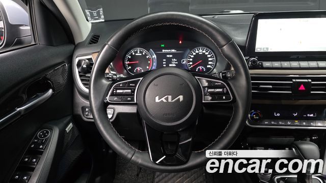 Kia Seltos Gasoline 1.6 Turbo 4WD Gravity 2023 — фото 13