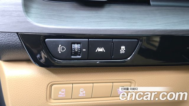 Kia Carnival (IV) Diesel 9-Seater Prestige 2023 — фото 17