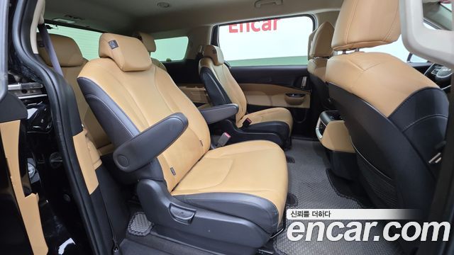 Kia Carnival (IV) Diesel 9-Seater Prestige 2023 — фото 35