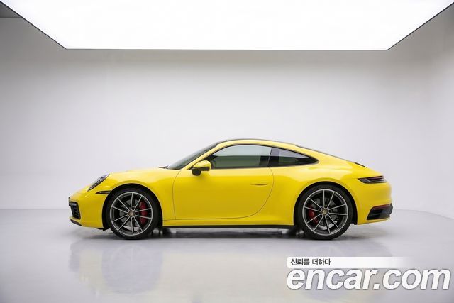 Porsche 911 (992) Carrera 4S