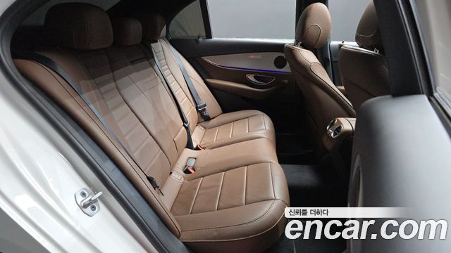Mercedes-Benz E-Class (W213) E250 Avantgarde 2021 — фото 11
