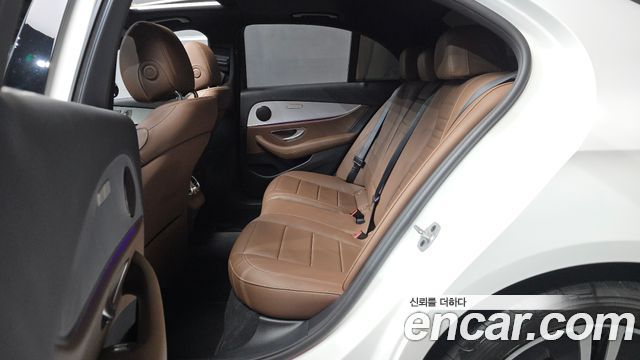 Mercedes-Benz E-Class (W213) E250 Avantgarde 2021 — фото 12