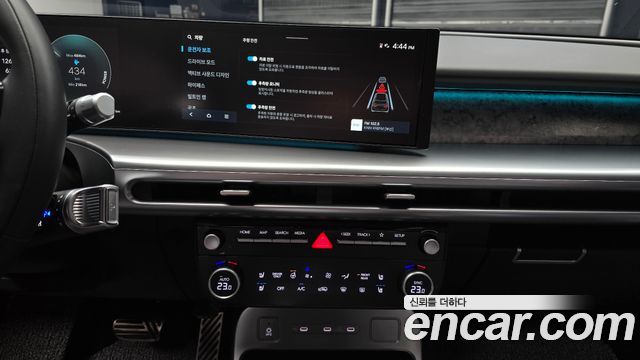 Hyundai Ioniq 9 Performance Type AWD 6-Seater Calligraphy 2025 — фото 14