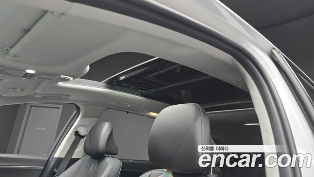 Hyundai Ioniq 9 Performance Type AWD 6-Seater Calligraphy 2025 — фото 36