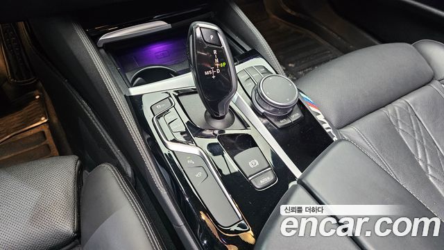 BMW 5 Series (G30) 530i xDrive M Sport Package Plus 2019 — фото 9