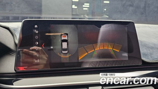 BMW 5 Series (G30) 530i xDrive M Sport Package Plus 2019 — фото 15