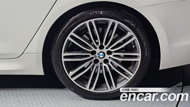 BMW 5 Series (G30) 530i xDrive M Sport Package Plus 2019 — фото 21