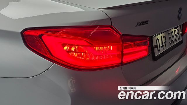 BMW 5 Series (G30) 530i xDrive M Sport Package Plus 2019 — фото 23