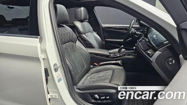 BMW 5 Series (G30) 530i xDrive M Sport Package Plus 2019 — фото 26