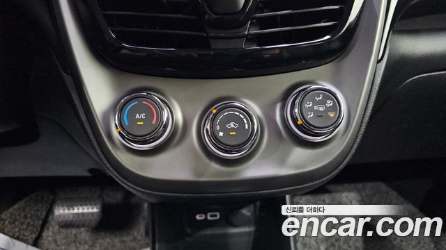 Chevrolet Spark Premier 2019 — фото 18