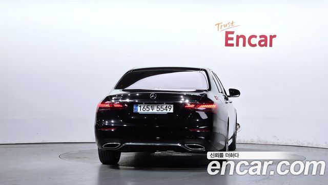 Mercedes-Benz E-Class (W213) E250 AMG Line 2023 — фото 4