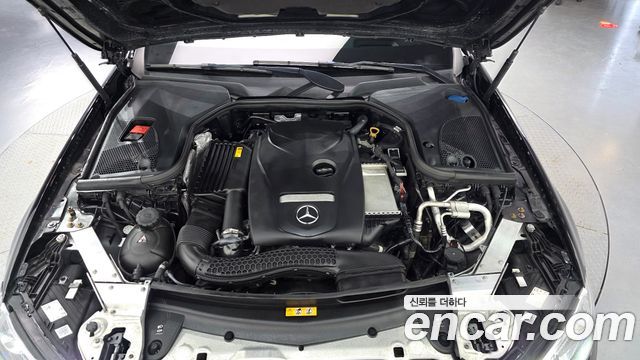 Mercedes-Benz E-Class (W213) E250 AMG Line 2023 — фото 6