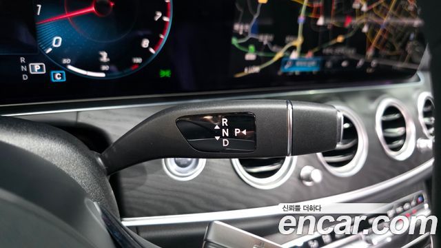 Mercedes-Benz E-Class (W213) E250 AMG Line 2023 — фото 9