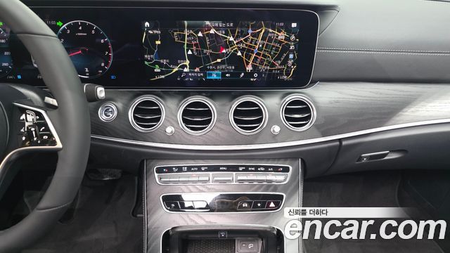 Mercedes-Benz E-Class (W213) E250 AMG Line 2023 — фото 13