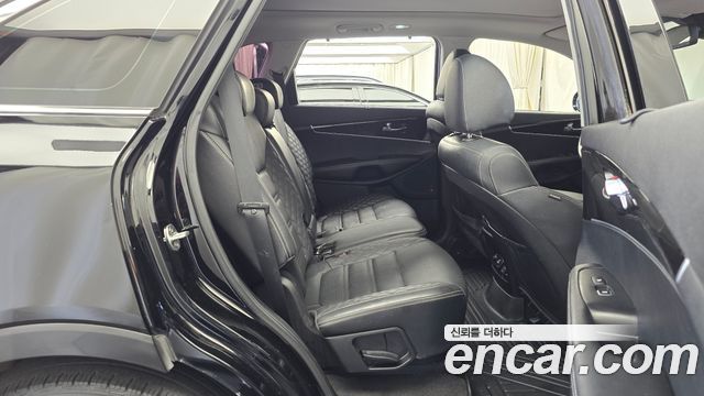 Kia Sorento Diesel 2.2 2WD Marster 2019 — фото 16