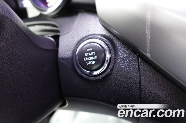 KG Mobility (SsangYong) Tivoli LX 2WD DLX 2015 — фото 17