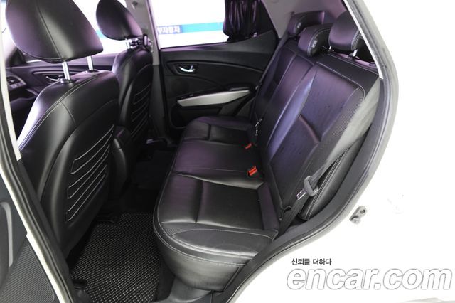 KG Mobility (SsangYong) Tivoli LX 2WD DLX 2015 — фото 22