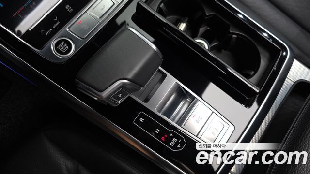 Audi Q8 (4M) 45 TDI Quattro Premium 2021 — фото 9