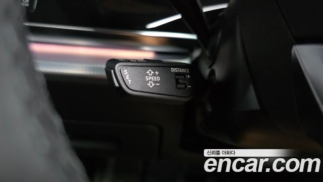 Audi Q8 (4M) 45 TDI Quattro Premium 2021 — фото 18