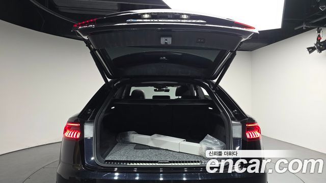 Audi Q8 (4M) 45 TDI Quattro Premium 2021 — фото 20