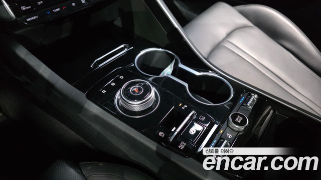 Kia K5 (III) 2.0 Prestige 2023 — фото 9