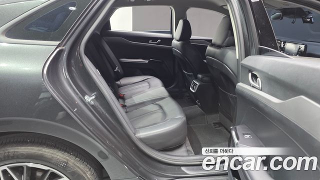 Kia K5 (III) 2.0 Prestige 2023 — фото 11