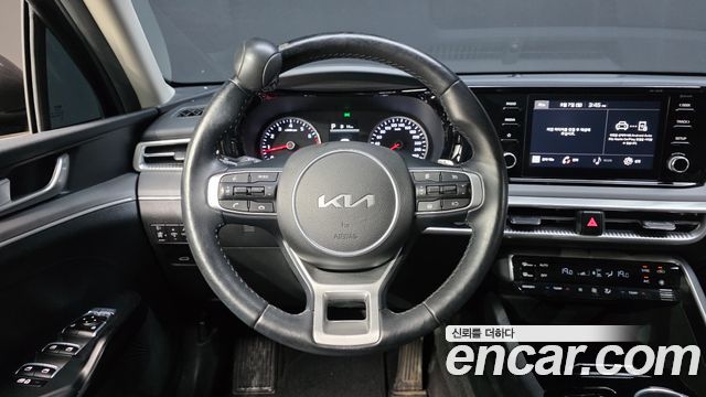 Kia K5 (III) 2.0 Prestige 2023 — фото 13
