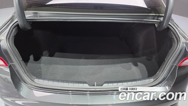 Kia K5 (III) 2.0 Prestige 2023 — фото 16