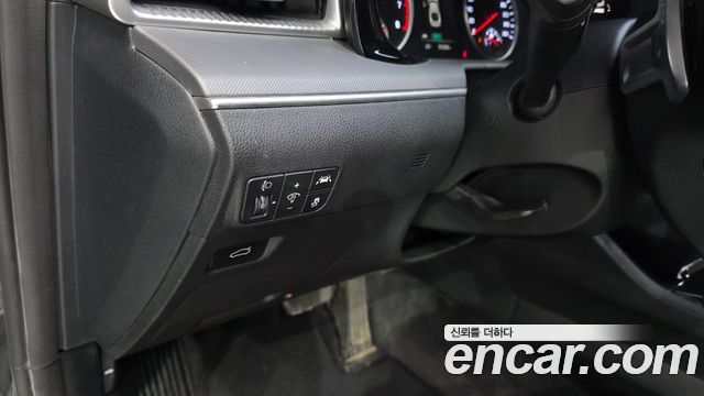 Kia K5 (III) 2.0 Prestige 2023 — фото 19