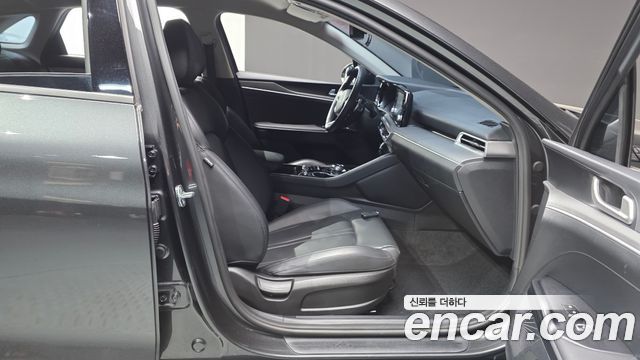 Kia K5 (III) 2.0 Prestige 2023 — фото 26