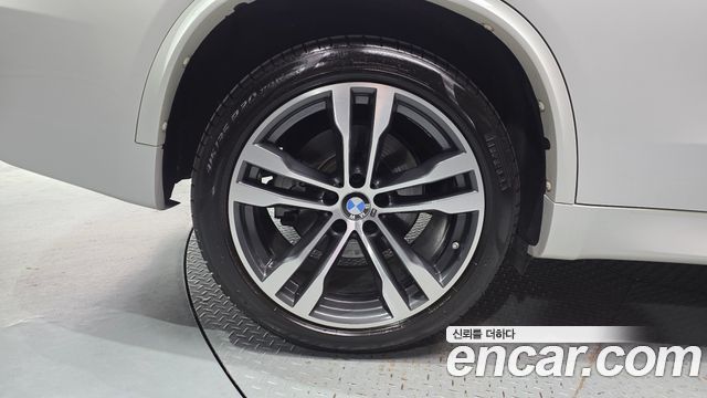BMW X5 (F15) xDrive M50d 2015 — фото 5