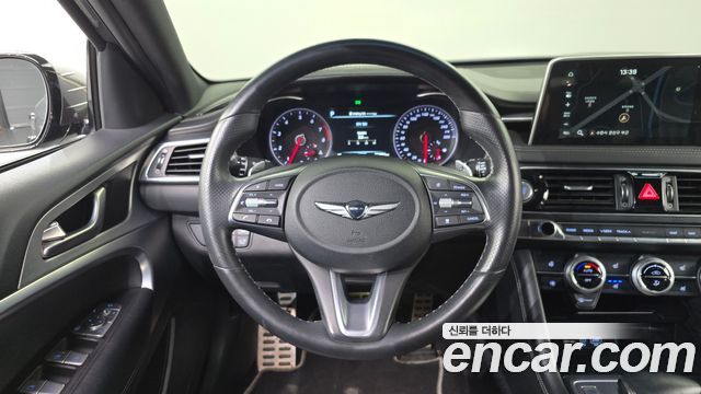 Genesis G70 2.0T Sport Package 2019 — фото 13