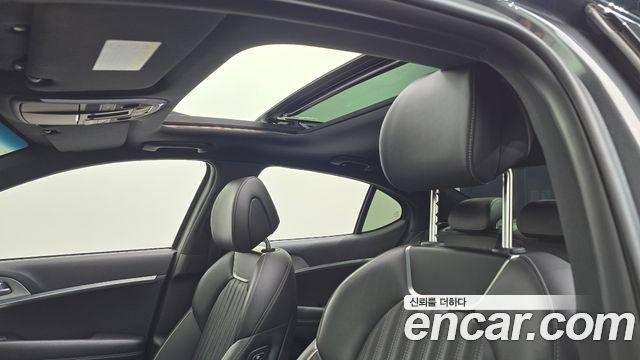 Genesis G70 2.0T Sport Package 2019 — фото 17