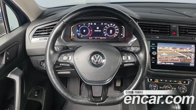 Volkswagen Tiguan Allspace 2.0 TDI Prestige 2020 — фото 17
