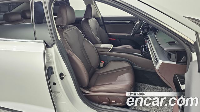Hyundai Grandeur (GN7) 3.5 LPG 2WD Premium 2023 — фото 32