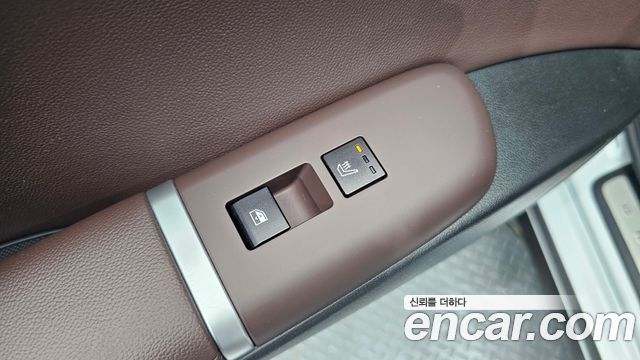 Hyundai Grandeur (GN7) 3.5 LPG 2WD Premium 2023 — фото 35