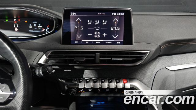 Peugeot 3008 (II) 1.5 BlueHDi GT Line 2019 — фото 12
