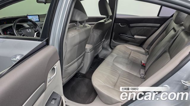 Honda Civic 1.8 LX 9th 2012 — фото 16