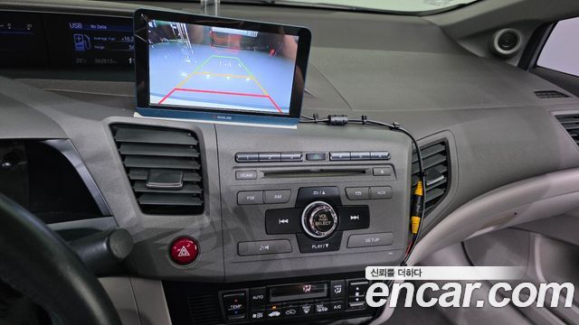 Honda Civic 1.8 LX 9th 2012 — фото 20