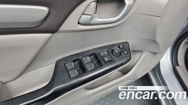 Honda Civic 1.8 LX 9th 2012 — фото 23