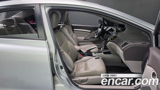 Honda Civic 1.8 LX 9th 2012 — фото 32