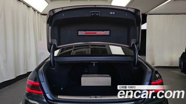 Genesis G90 3.8 AWD Prestige 2019 — фото 20