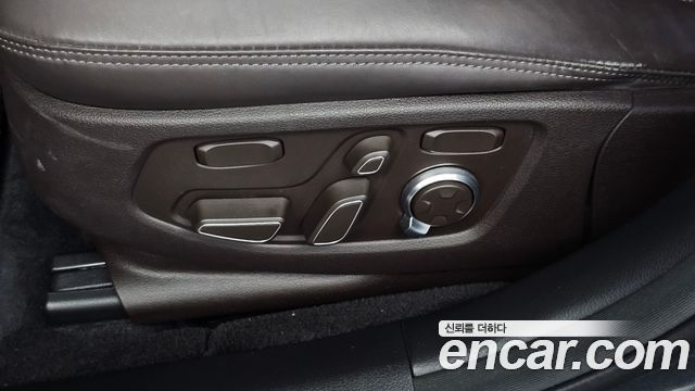 Genesis G90 3.8 AWD Prestige 2019 — фото 26