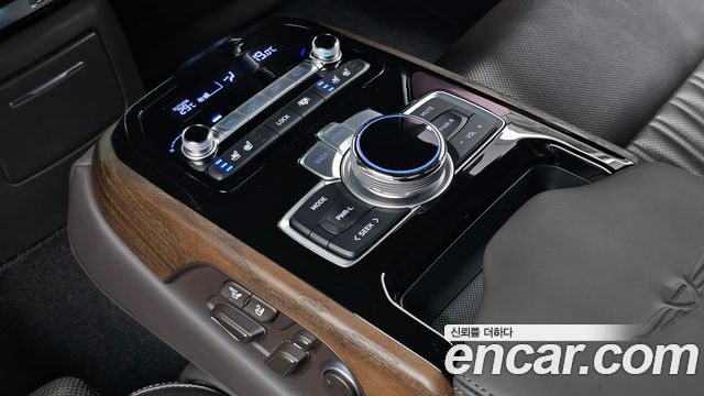 Genesis G90 3.8 AWD Prestige 2019 — фото 28