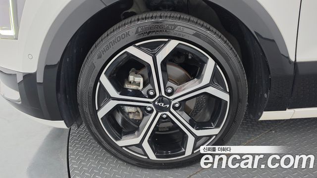 Kia Niro Signature 2022 — фото 5