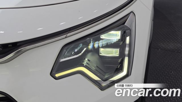 Kia Niro Signature 2022 — фото 22